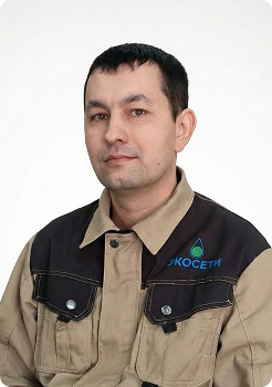 Алексей Иванов