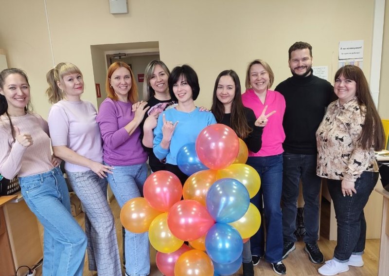 От всей души поздравляем специалиста по тендерам!