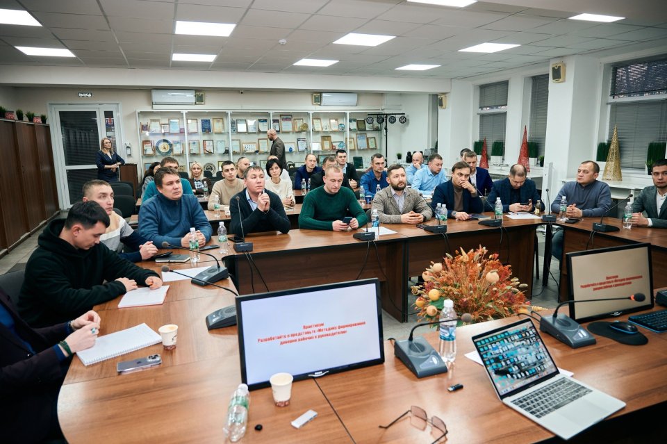 «Повышение навыков: участие сотрудников компании в семинаре «Управленческое мастерство из первых рук»