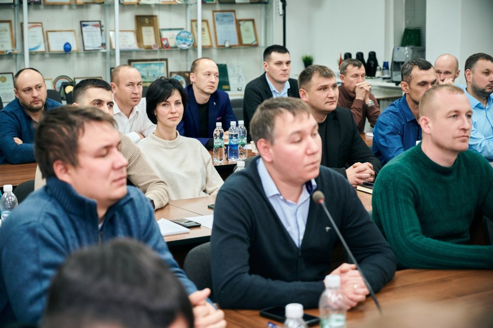 «Повышение навыков: участие сотрудников компании в семинаре «Управленческое мастерство из первых рук»